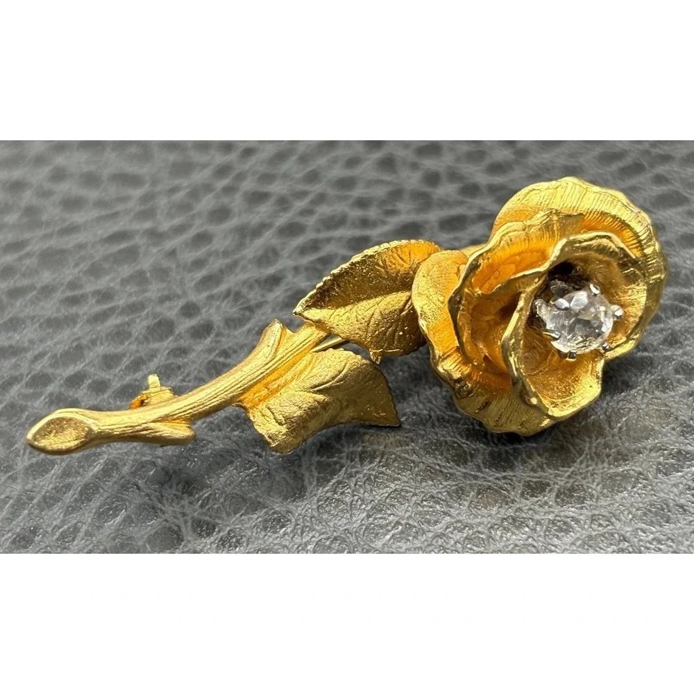 Vintage 3D Rose Flower Prong Set Cubic Zirconia Stone Brooch Pin